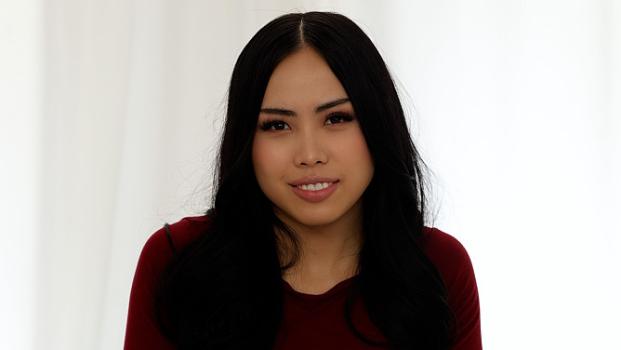 Net Video Girls – Vivienne – Her First Audition